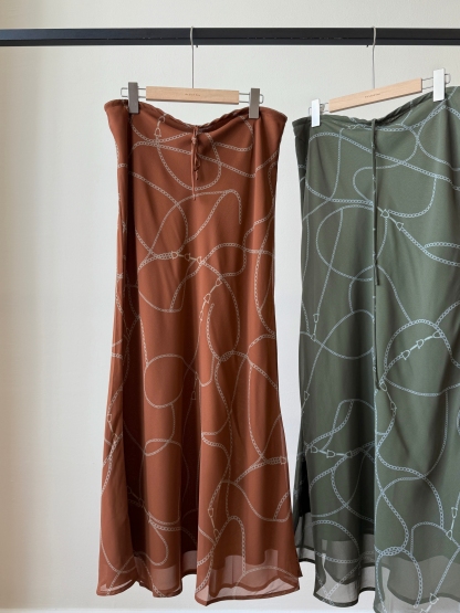 Wayan Graphic Print Skirt