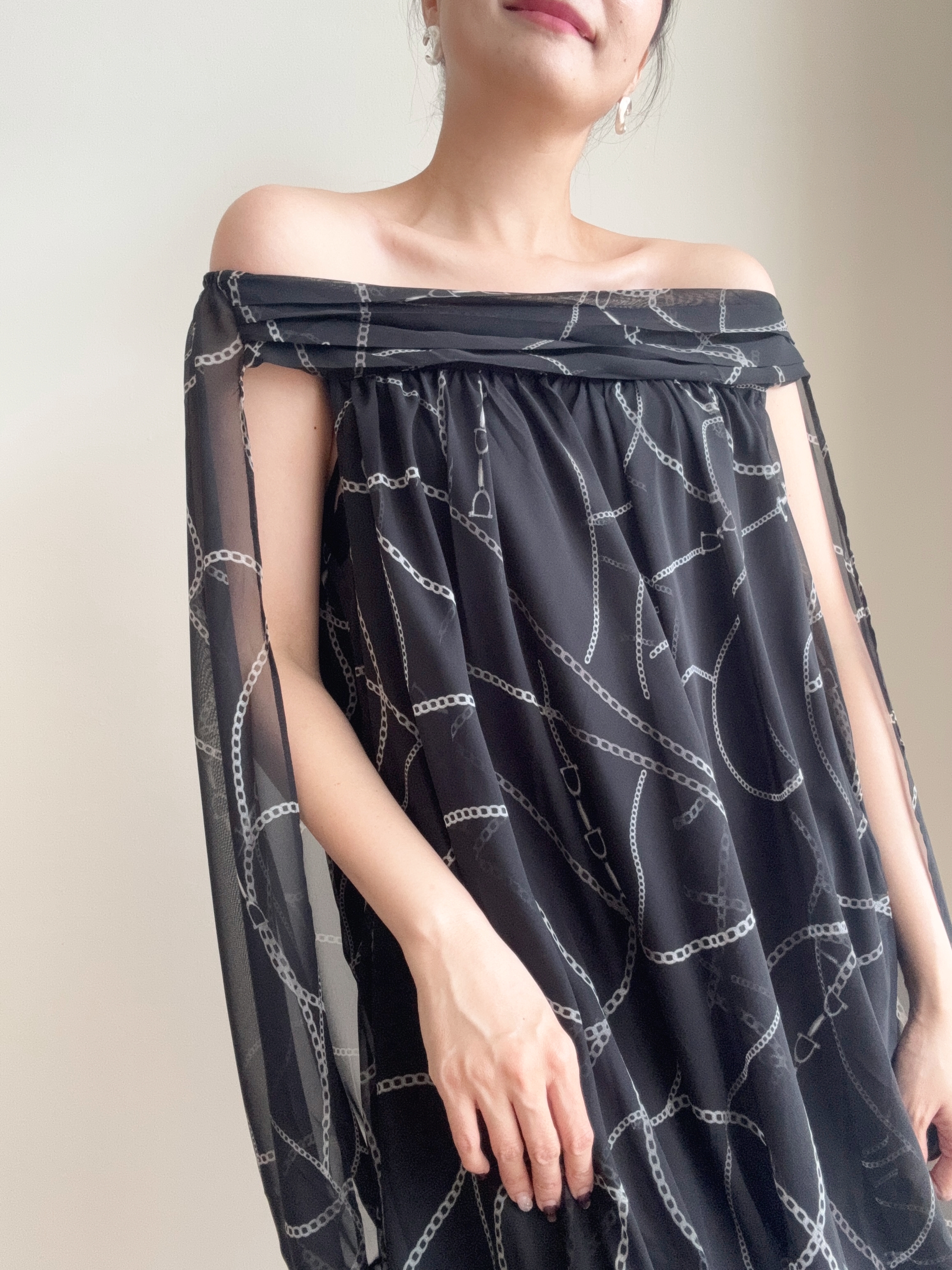 Wanessa Off Shoulder Flowy Top