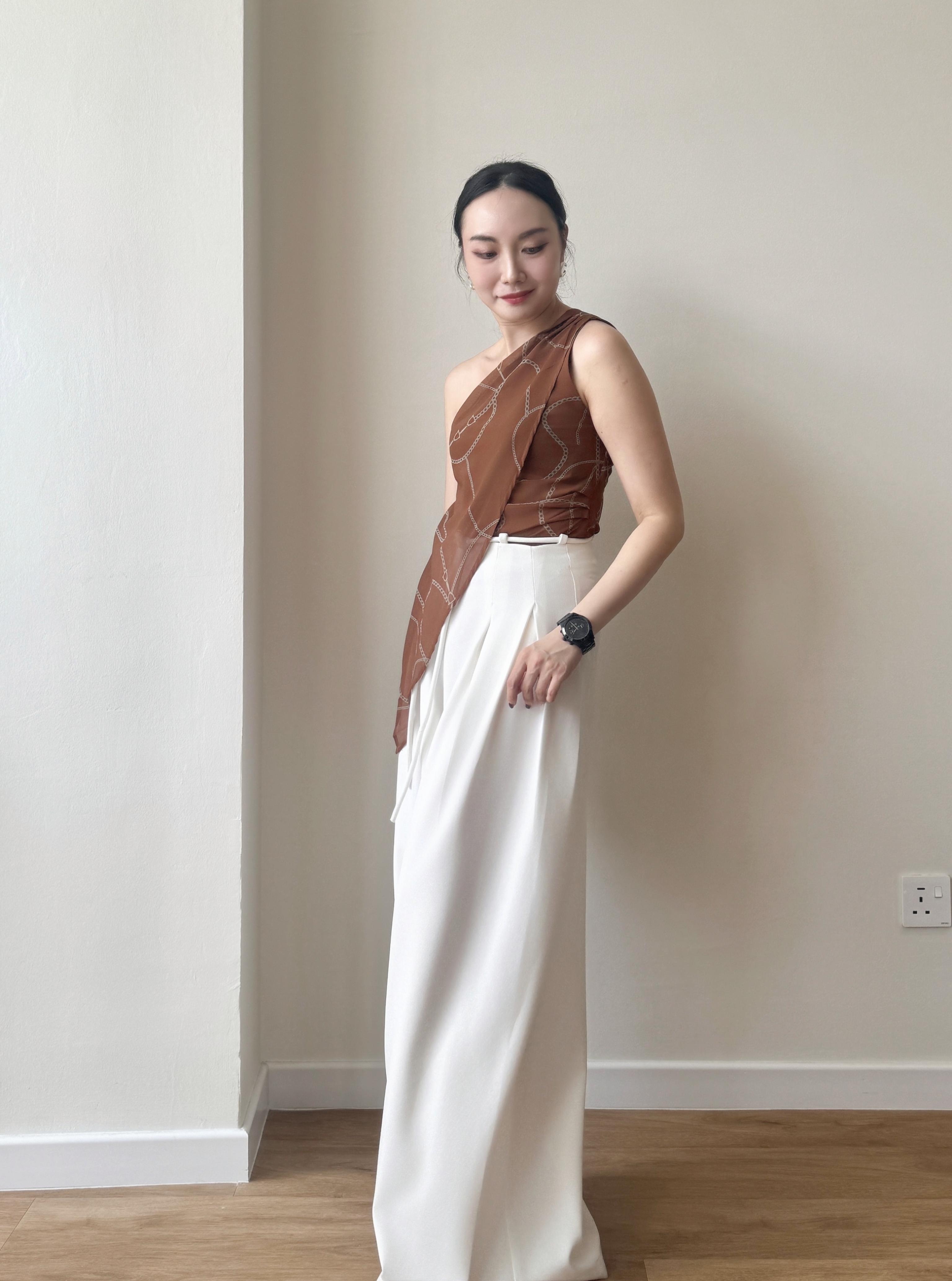 Wynna Graphic Print One Shoulder Top