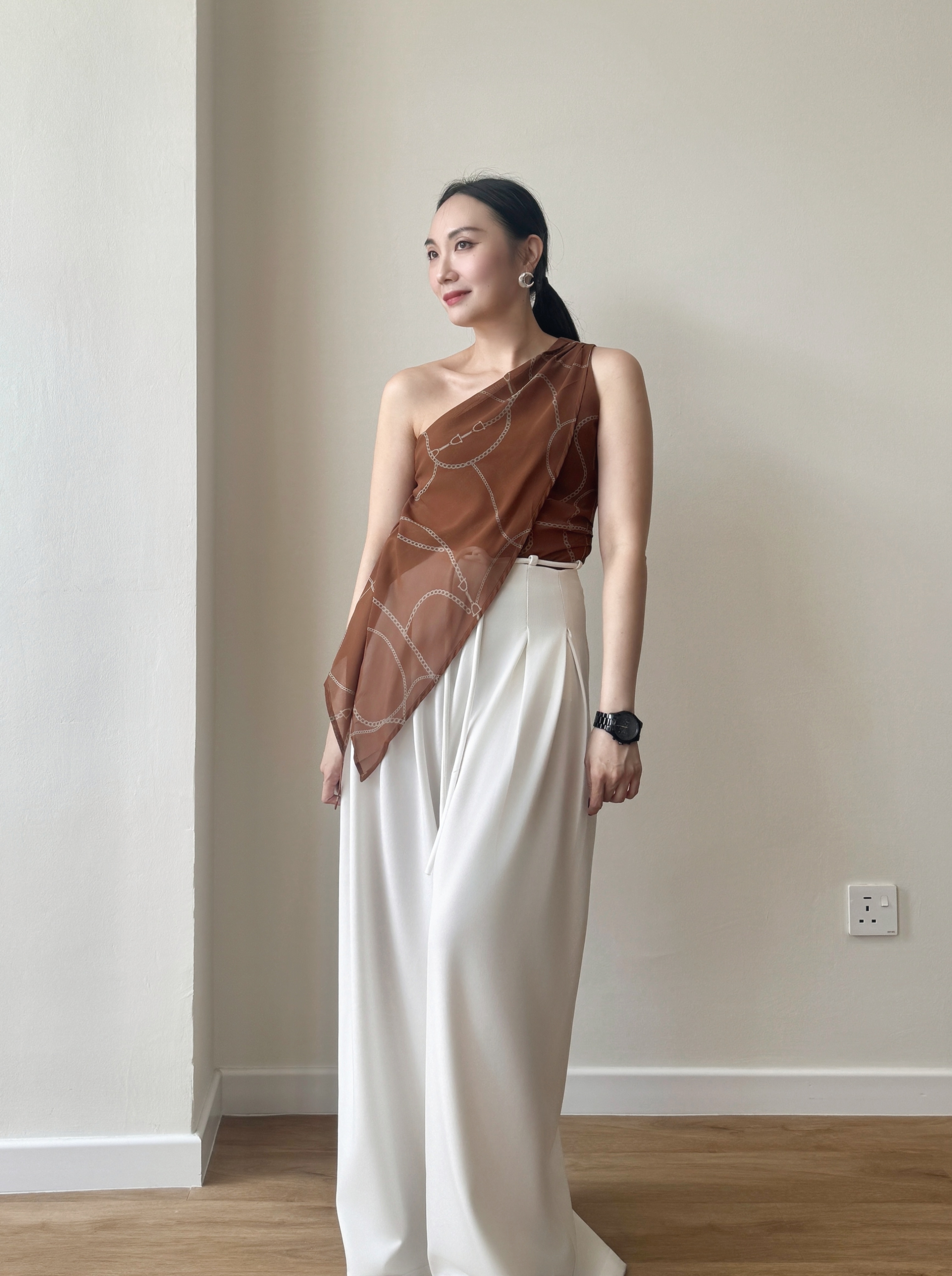 Wynna Graphic Print One Shoulder Top