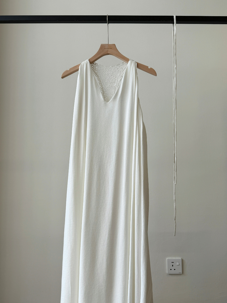 Yohaira Back Lacey Dress