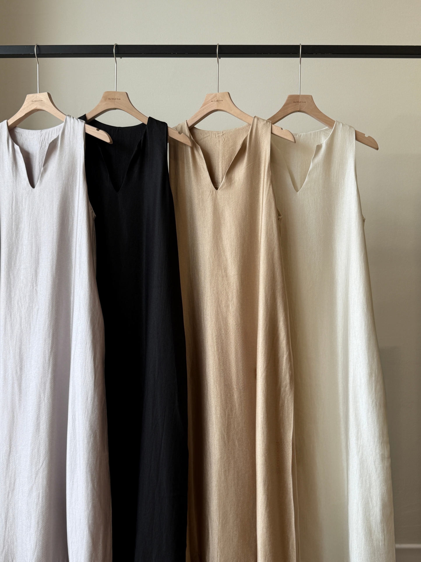 Wenda V-Neck Dress