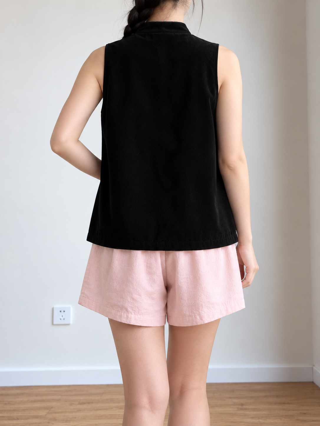 Yan Geng Ramie Shorts