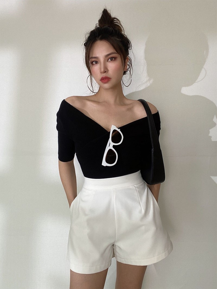 Christina Top V Neck Off Shoulder Top (Short & Long Sleeve)-The Black Bow-