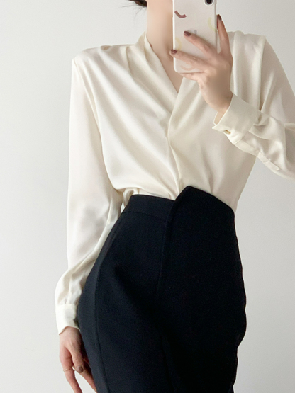 Avalynn Asymmetrical Tulip Skirt-The Black Bow-