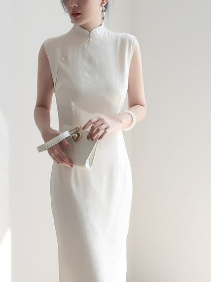 Yin Hui Sleevesless Simple Mandarin Collar Cheongsam-The Black Bow-
