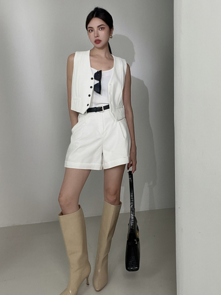 Geladine Solid Button Front Waistcoat-The Black Bow-