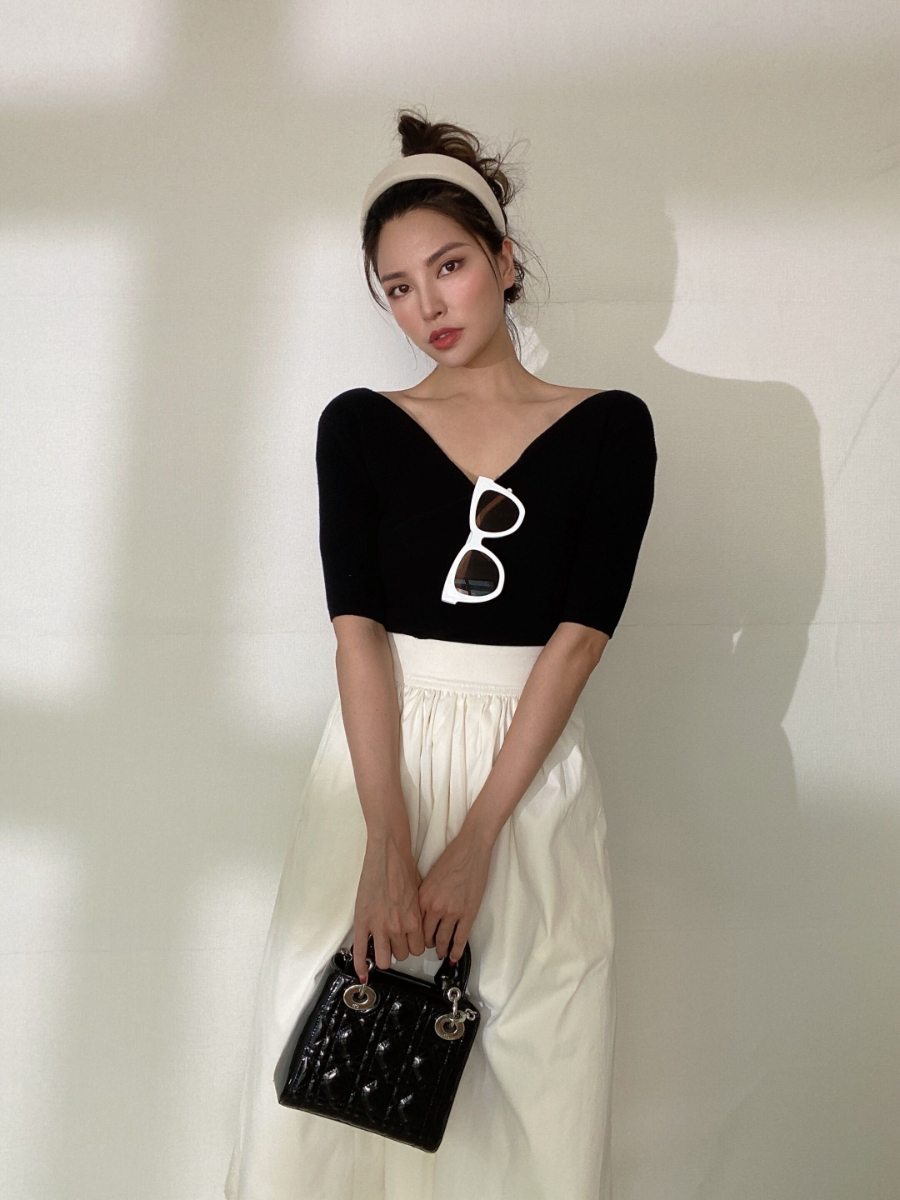 Christina Top V Neck Off Shoulder Top (Short & Long Sleeve)-The Black Bow-