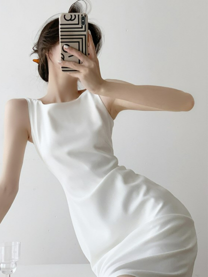 Morag Little Square Neck Pencil Dress-The Black Bow-