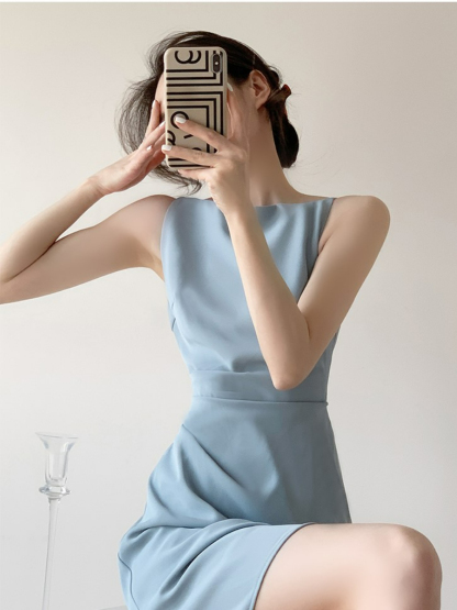 Lumi Bateau Neck Minimalist Dress-The Black Bow-