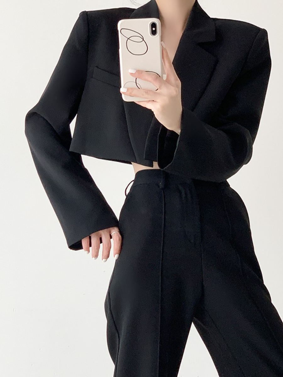 Lainey Lapel Collar Buttonless Cropped Blazer-The Black Bow-