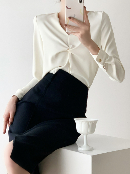 Avalynn Asymmetrical Tulip Skirt-The Black Bow-