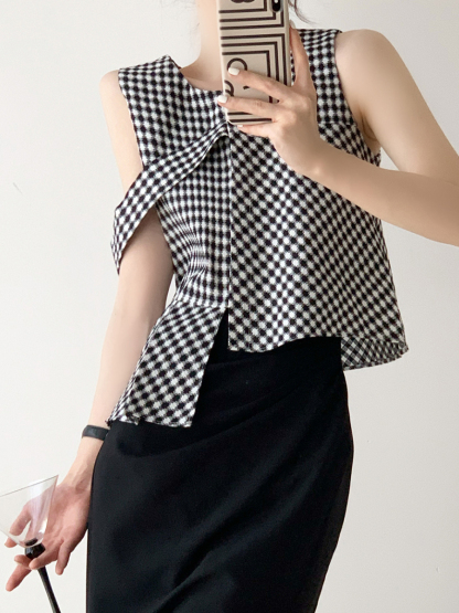 Daphne Asymmetrical Sleeveless Top (Checked)-The Black Bow-