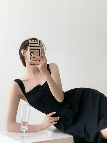 Nyla Queen Anne Neckline Midi Dress-The Black Bow-