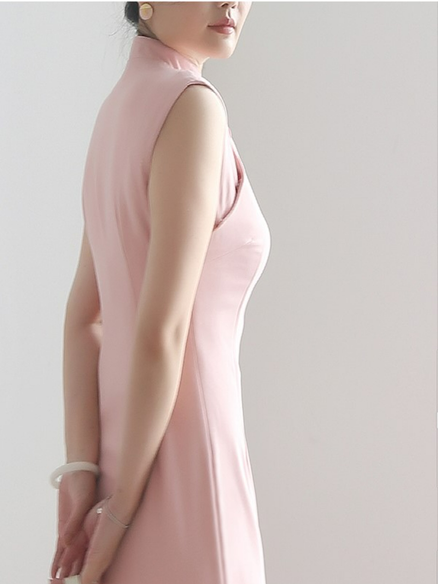 Jin Lei Jacquard Sleeveless Mandarin Collar Cheongsam-The Black Bow-