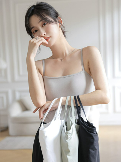 Eilith Padded Cami Top-The Black Bow-
