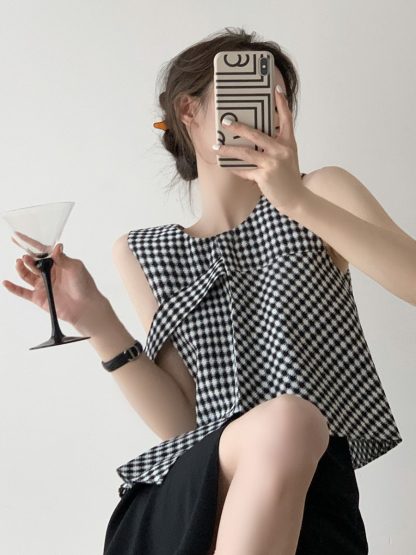 Daphne Asymmetrical Sleeveless Top (Checked)-The Black Bow-