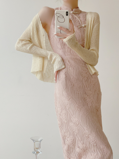 Yi Yi Cardigan-The Black Bow-