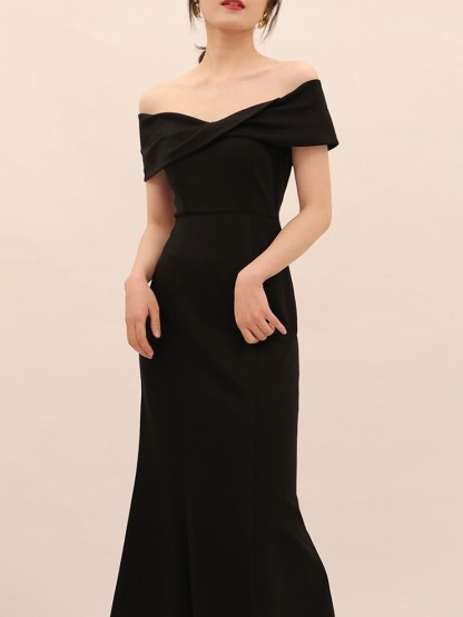Natalya Off Shoulder Twist Mermaid Dress (Discounted-XS size)-The Black Bow-