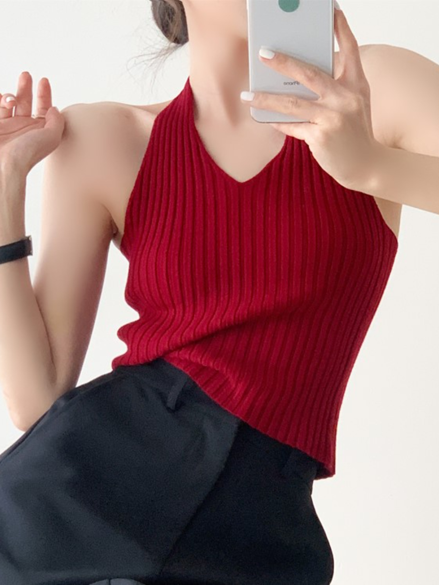 Camelyn Halter Neck Ribbed Knit Top-The Black Bow-