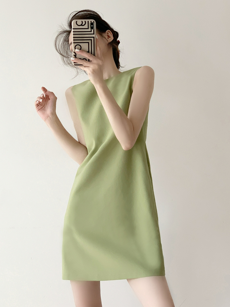Melani Shift Dress-The Black Bow-
