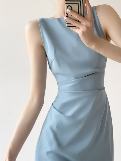 Lumi Bateau Neck Minimalist Dress-The Black Bow-