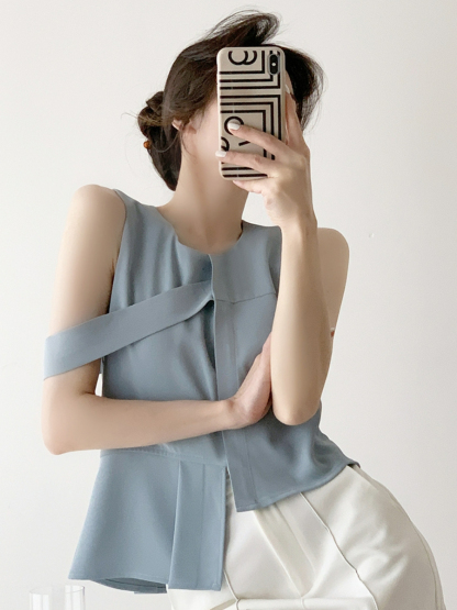 Daphne Asymmetrical Sleeveless Top-The Black Bow-