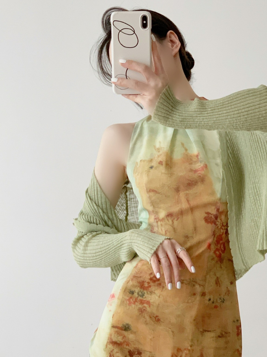 Yi Yi Cardigan-The Black Bow-