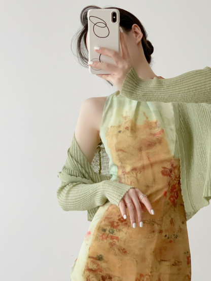 Yi Yi Cardigan-The Black Bow-