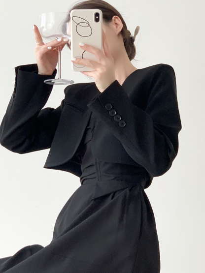 Lucya Clean Cut Fake Pocket Cropped Blazer-The Black Bow-