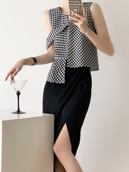 Daphne Asymmetrical Sleeveless Top (Checked)-The Black Bow-