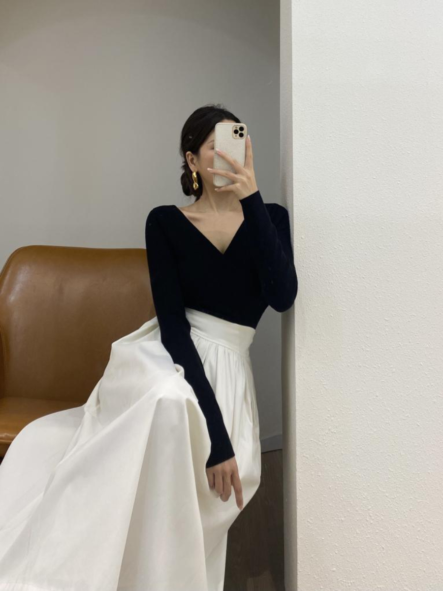 Christina Top V Neck Off Shoulder Top (Short & Long Sleeve)-The Black Bow-