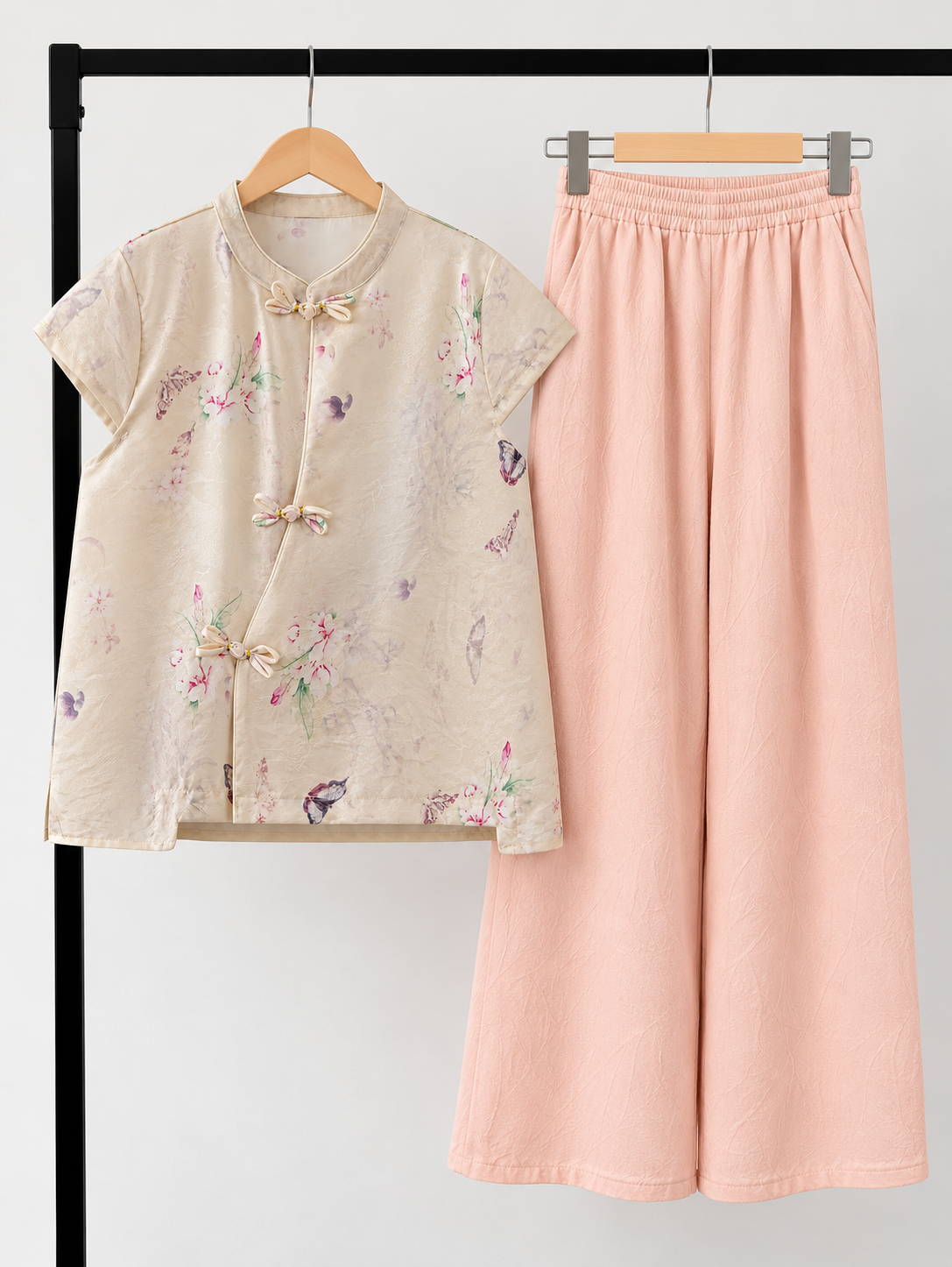 Yu Han Floral-Print Mandarin-Collar Blouse