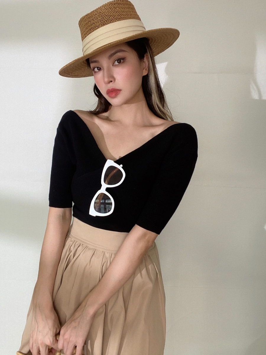 Christina Top V Neck Off Shoulder Top (Short & Long Sleeve)-The Black Bow-
