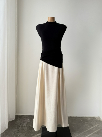 Gelaine Pearlescent Flared Skirt (Discounted-S size)