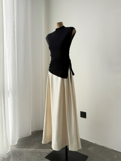 Gelaine Pearlescent Flared Skirt (Discounted-S size)