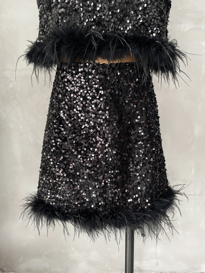 Kinlay Feather Trimmed Sequin Skirt (Disocunted-S size)-The Black Bow-