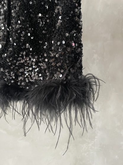 Kinlay Feather Trimmed Sequin Skirt (Disocunted-S size)-The Black Bow-