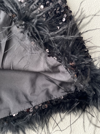 Kinlay Feather Trimmed Sequin Skirt (Disocunted-S size)-The Black Bow-