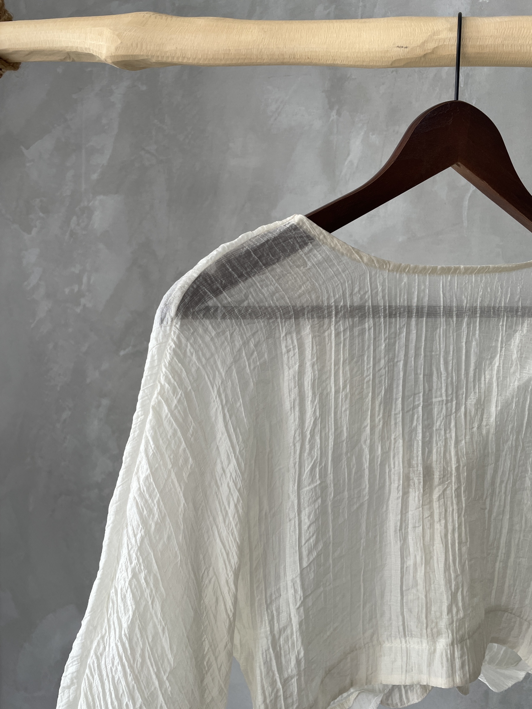 Yu Yi Cardigan (DisocuntedFree size) The Black Bow