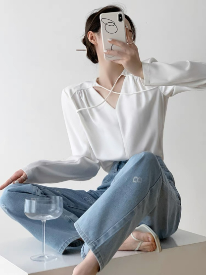 Bedda Padded Shoulder Front Cross Top -The Black Bow-