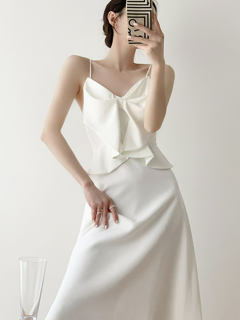 Nohemy Front Bow Flowy A-Line Midi Dress -The Black Bow-