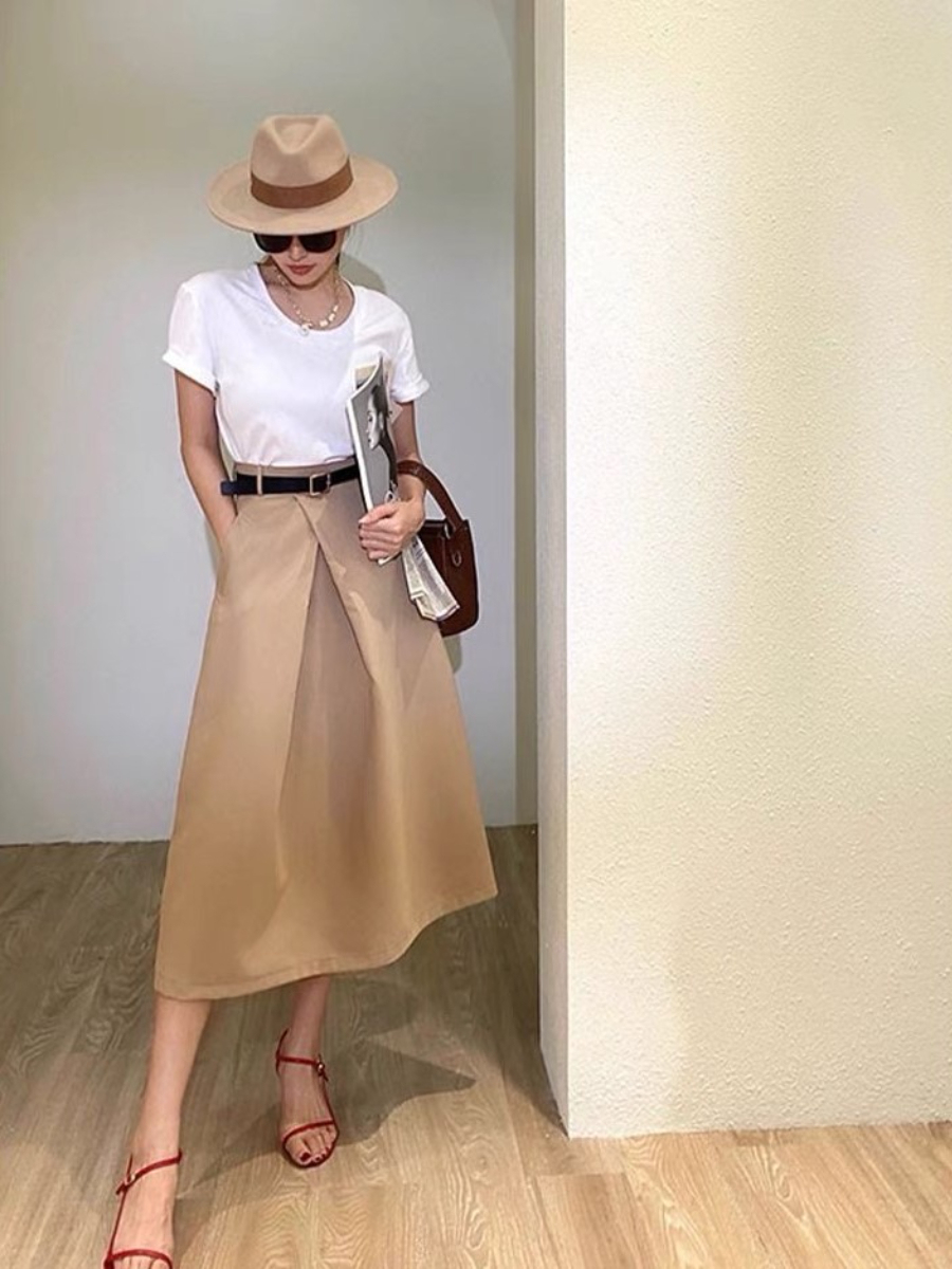 Cathrynna English High Waisted A-Line Skirt (With Belt)-The Black Bow-