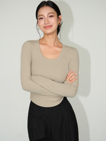 Marle Round Neck Long Sleeve Top-The Black Bow-