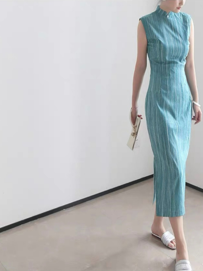 Yi Ning Cap Sleeve Side Slit Pencil Cheongsam-The Black Bow-