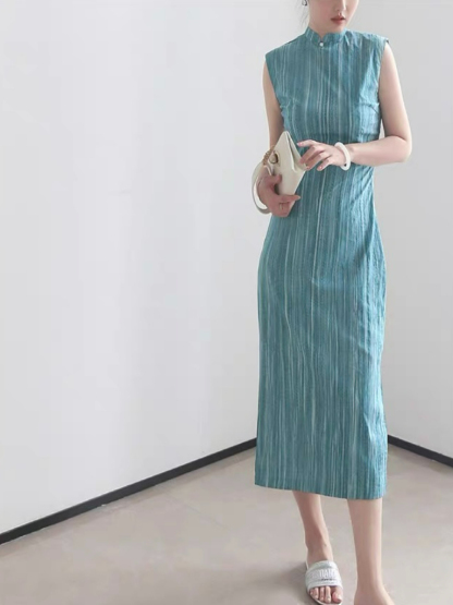 Yi Ning Cap Sleeve Side Slit Pencil Cheongsam-The Black Bow-