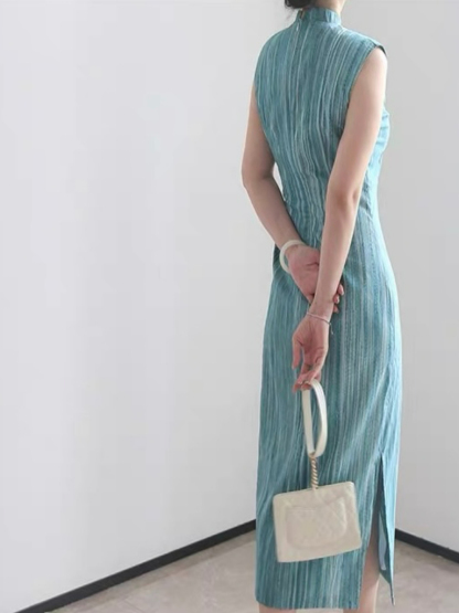Yi Ning Cap Sleeve Side Slit Pencil Cheongsam-The Black Bow-