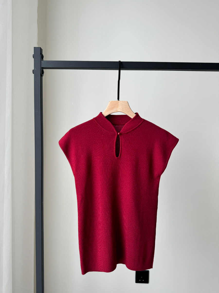 Yi Zhi Oriental Collar Knit Top-The Black Bow-