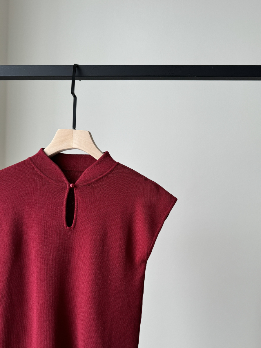 Yi Zhi Oriental Collar Knit Top-The Black Bow-