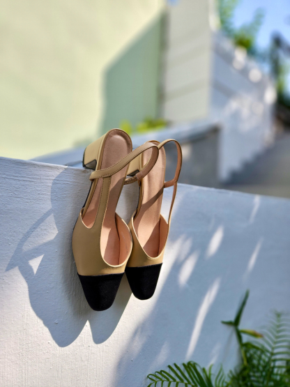 Le Classic Slingbacks-The Black Bow-